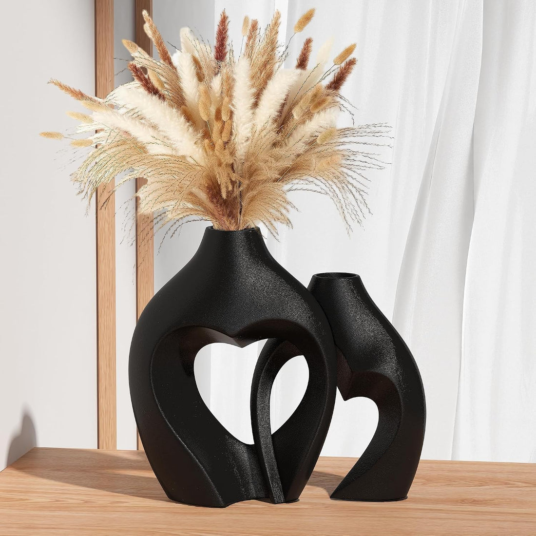 Zormon Schwarze Vasen für Dekoration, herzförmige Keramikvase, 2er-Set, nordische herzförmige Vasen, minimalistische dekorative Vase für Tischdekoration, Hochzeit, Esszimmer, Wohnzimmer, Büro